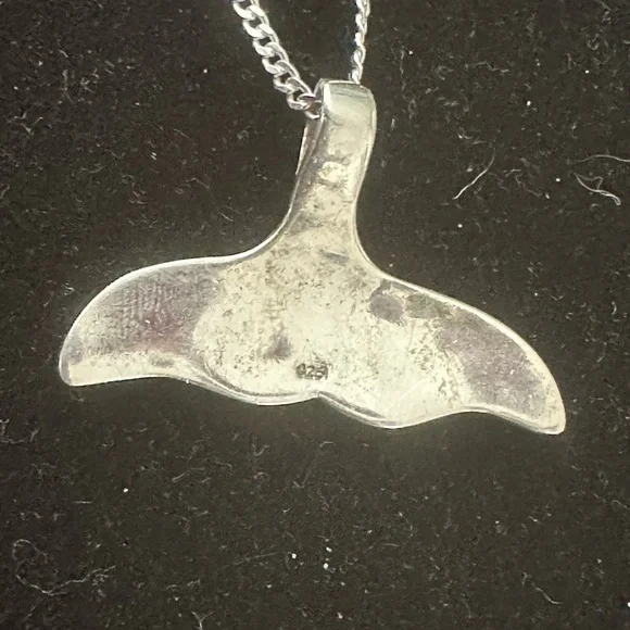 Sterling Silver Abalone Whale Tail Pendant Necklace Ocean Theme - Picture 3 of 4
